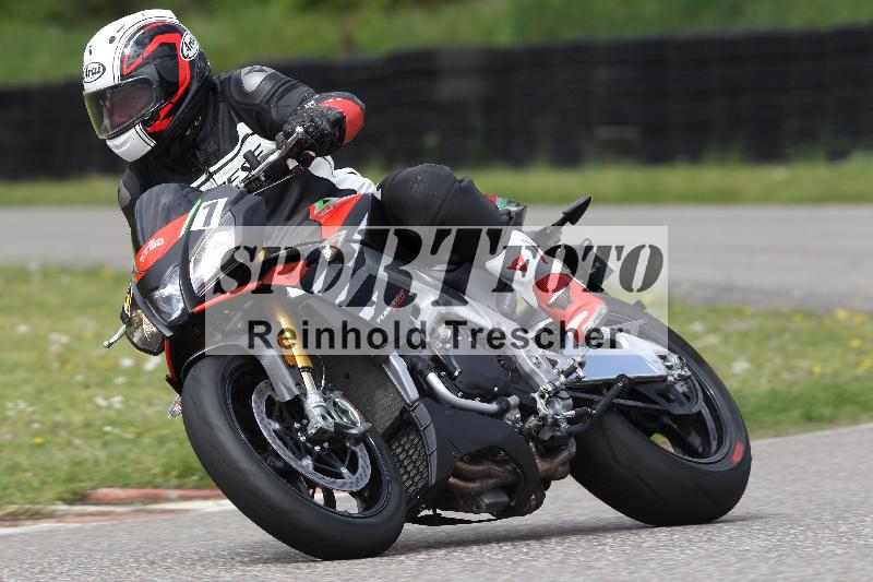 /Archiv-2025/10 23.04.2025 Cornu Master School ADR/rot-rouge/51